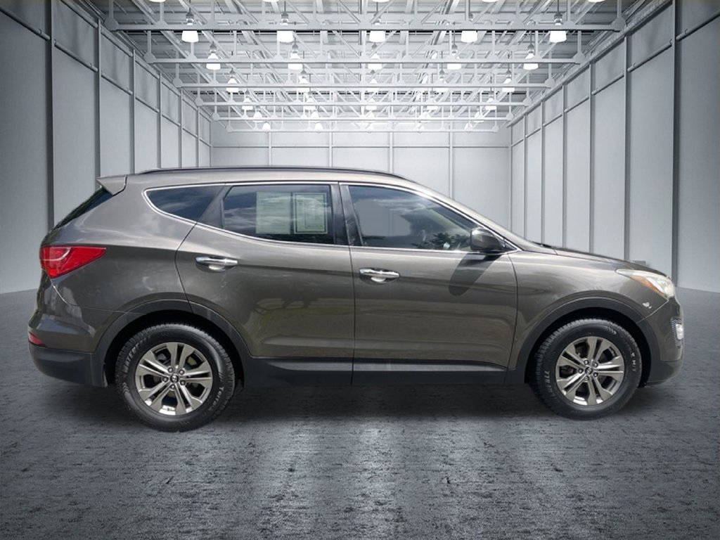 Used 2014 Brown Hyundai Base image 5