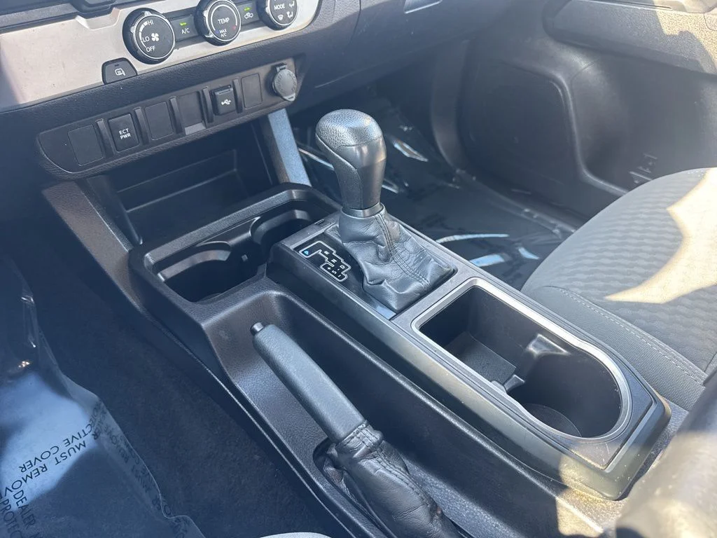 Used 2023 White Toyota SR image 15
