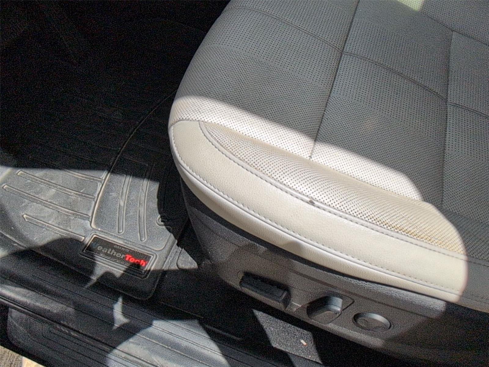 Used 2021 Ebony Black Kia EX image 18
