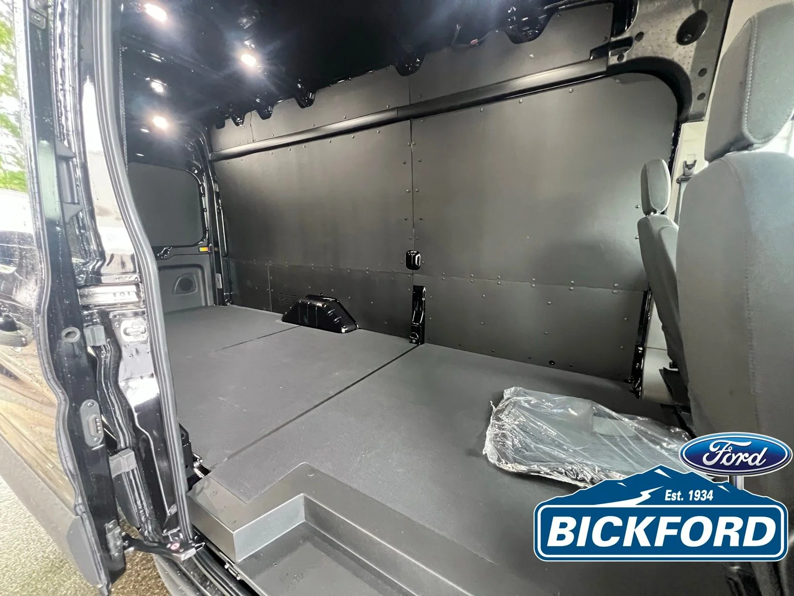 New 2026 Black Ford Base image 7