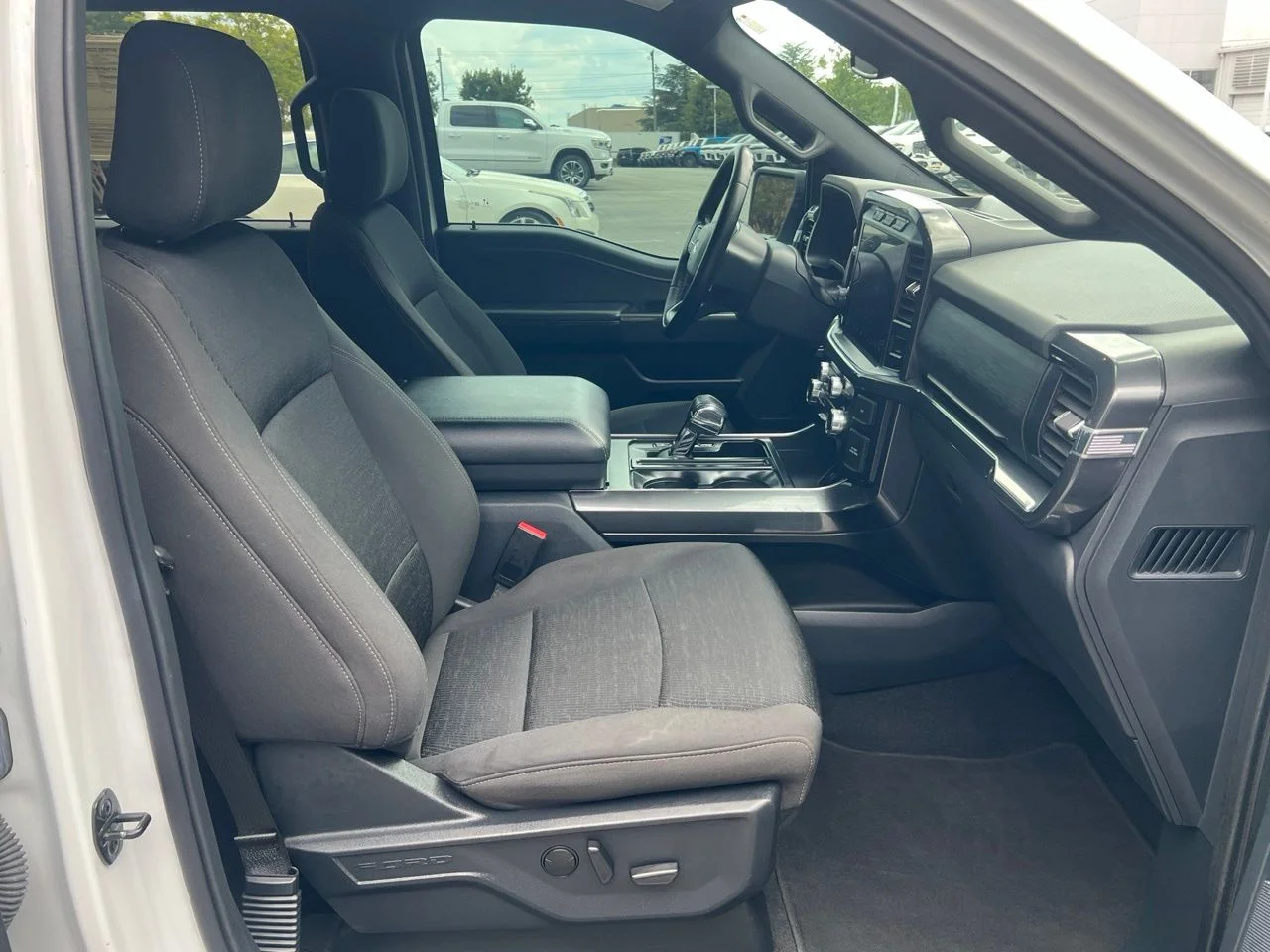 Used 2023 White Ford XLT image 20
