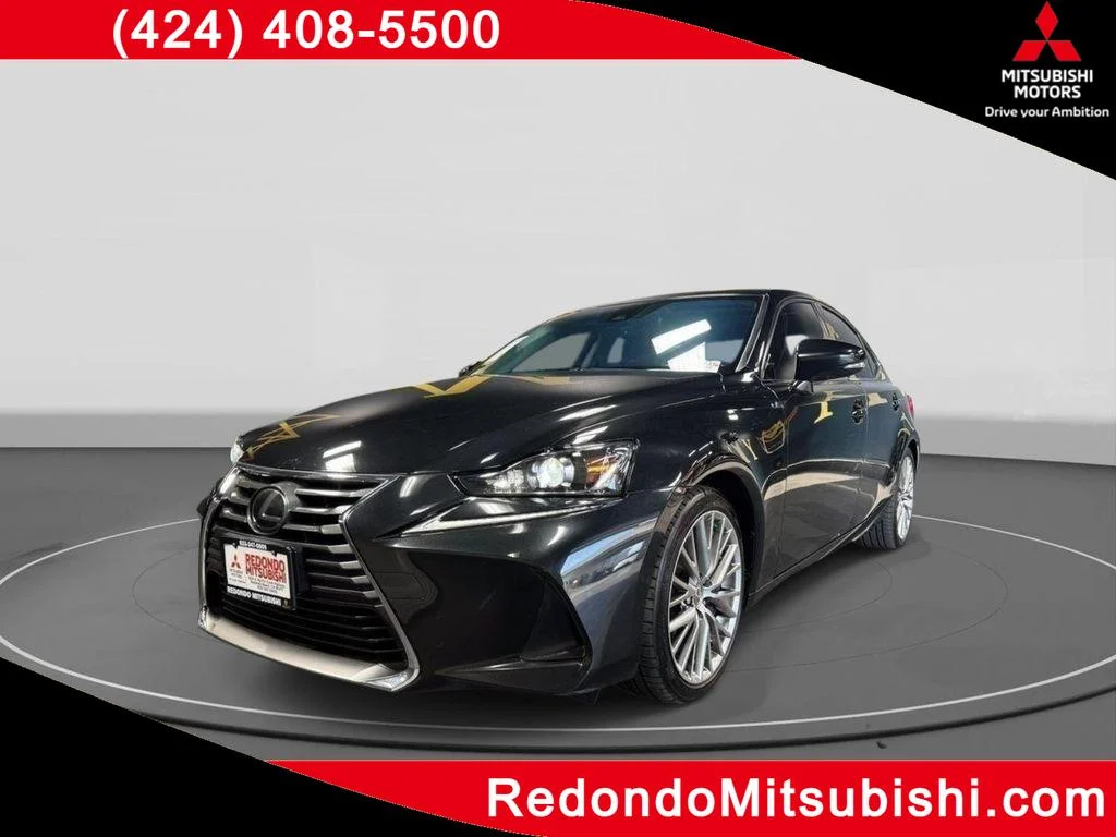 2017 Lexus IS 350 200t's photo