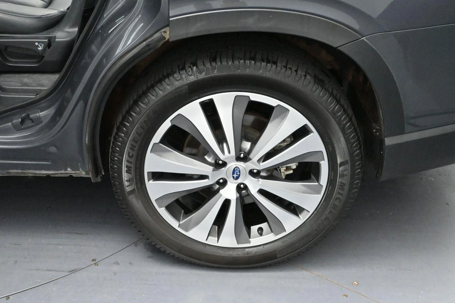 Used 2021 Magnetite Gray Metallic Subaru Limited image 34
