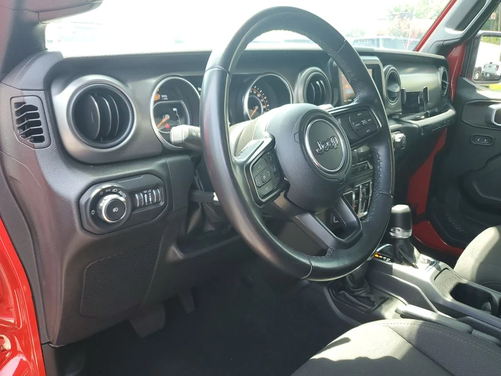 Used 2022 Red Jeep Unlimited Willys image 18