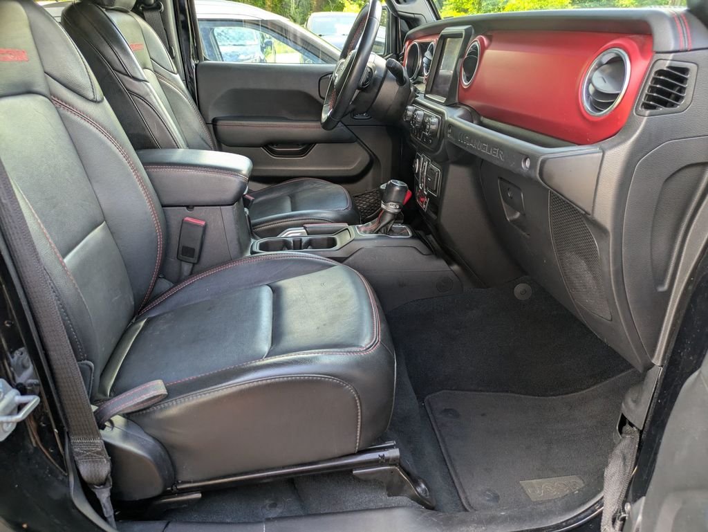 Used 2022 Black Jeep Unlimited Rubicon image 25