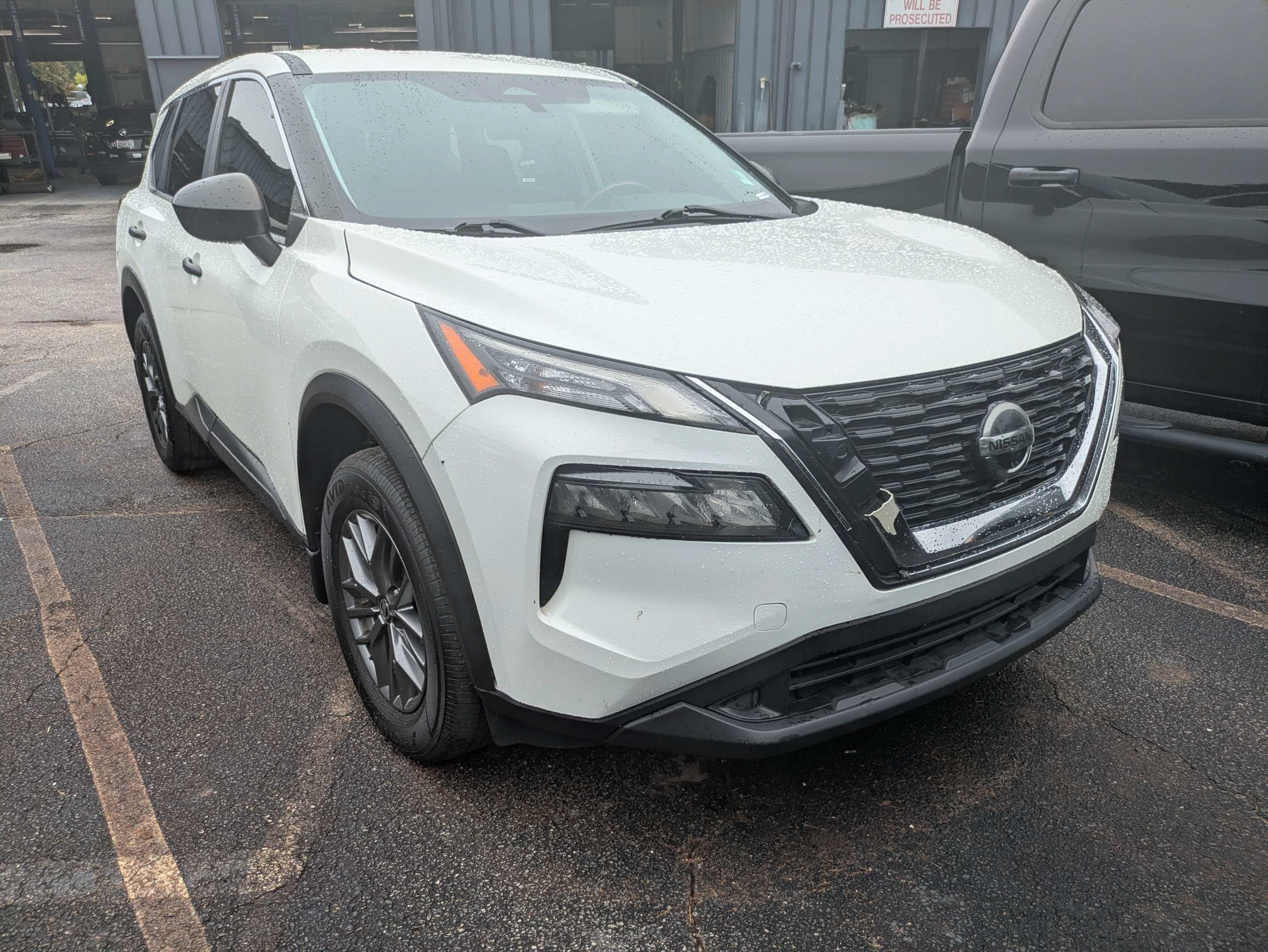 Used 2021 White Nissan S image 1