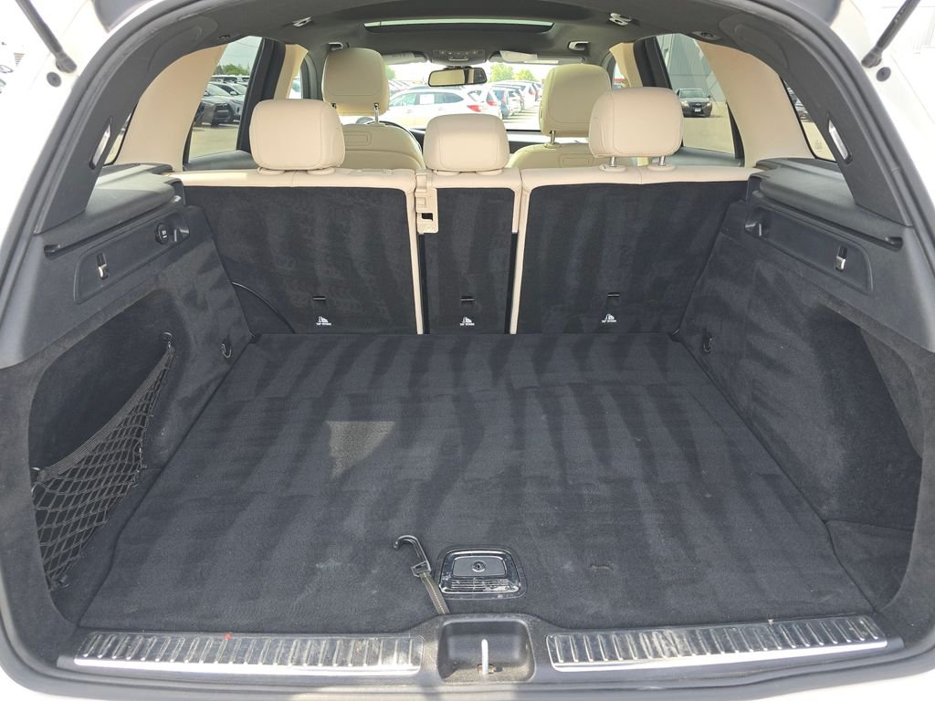Used 2018 White Mercedes-Benz GLC 300 image 20