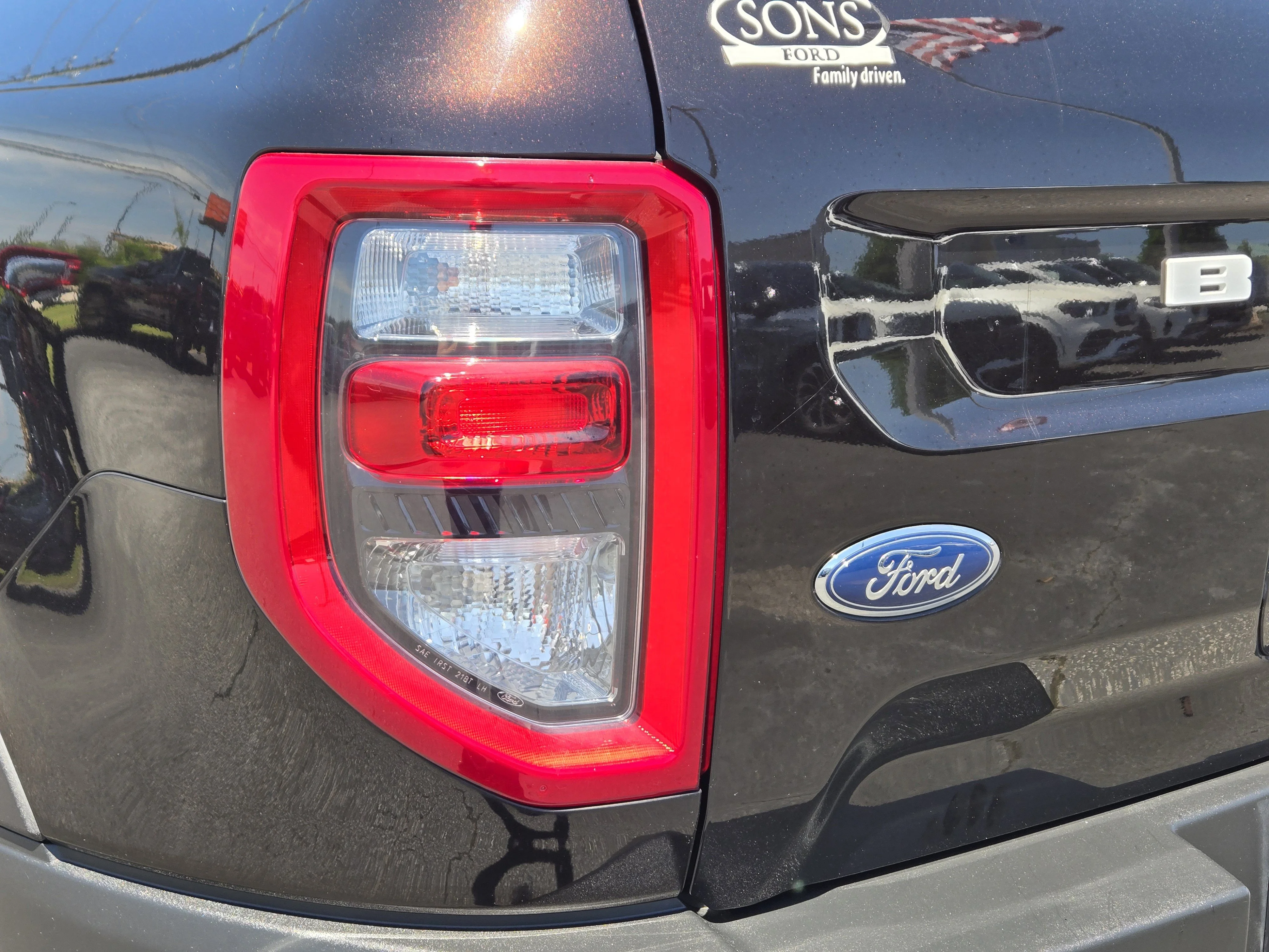 Used 2021 Kodiak Brown Metallic Ford Badlands image 10