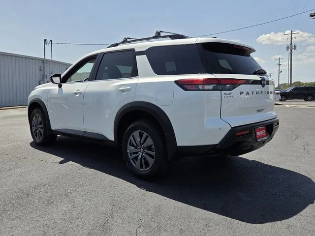 New 2026 Everest White Pearl TriCoat Nissan SV image 3