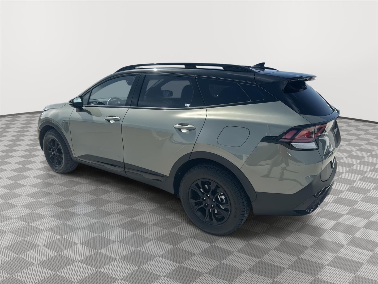 Certified Used 2025 Jungle Green/Ebony Black Roof Kia X-Pro image 6