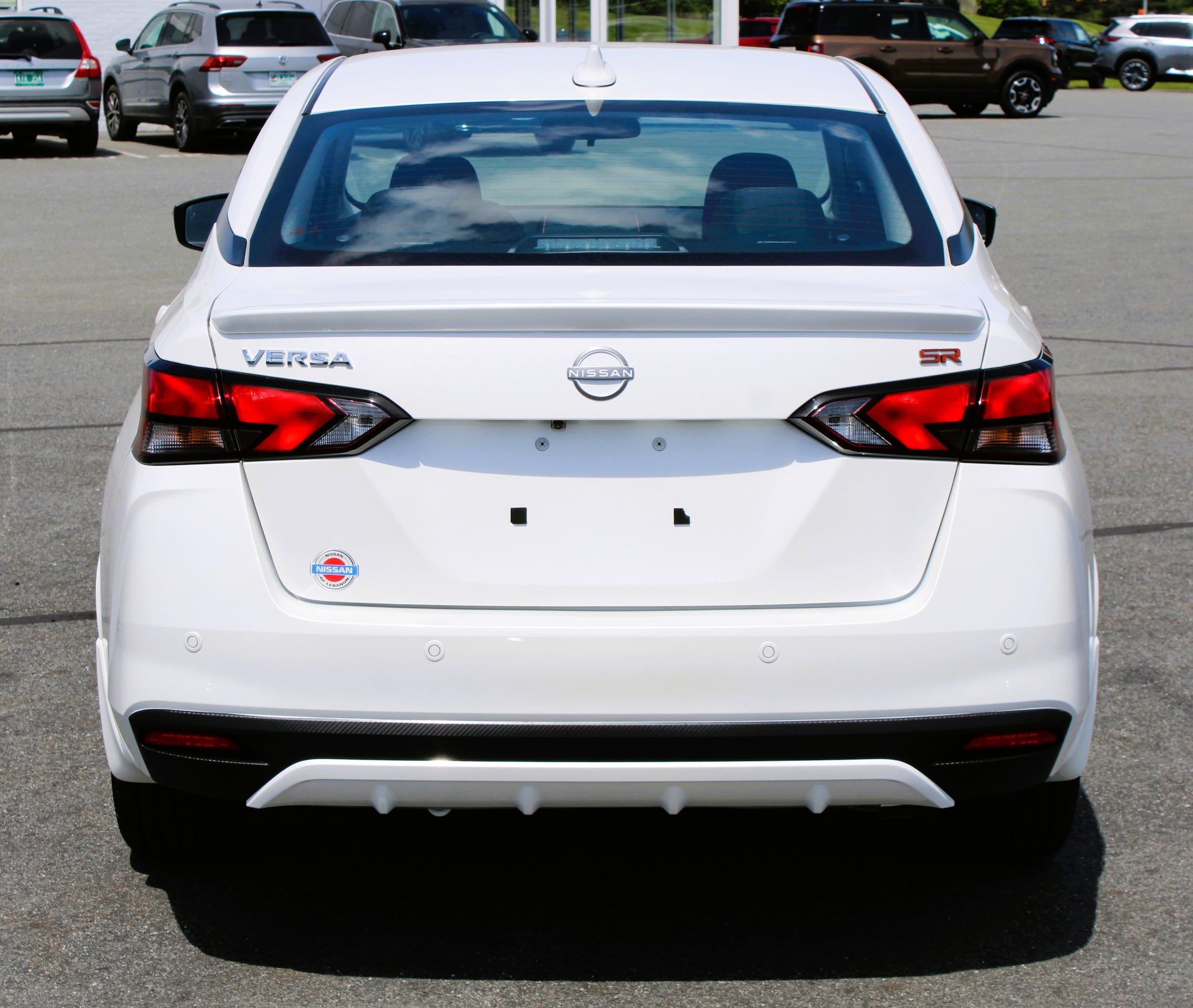 Used 2025 Aspen White Tricoat Nissan SR image 11