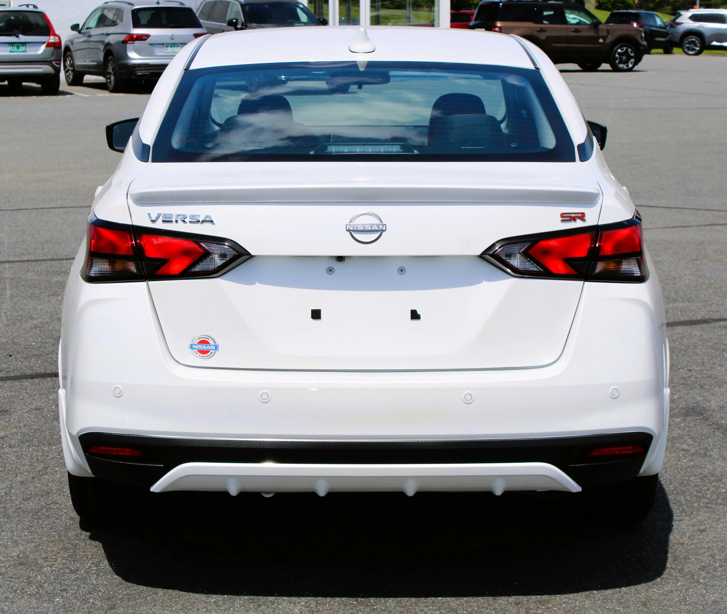 Used 2025 Aspen White Tricoat Nissan SR image 11