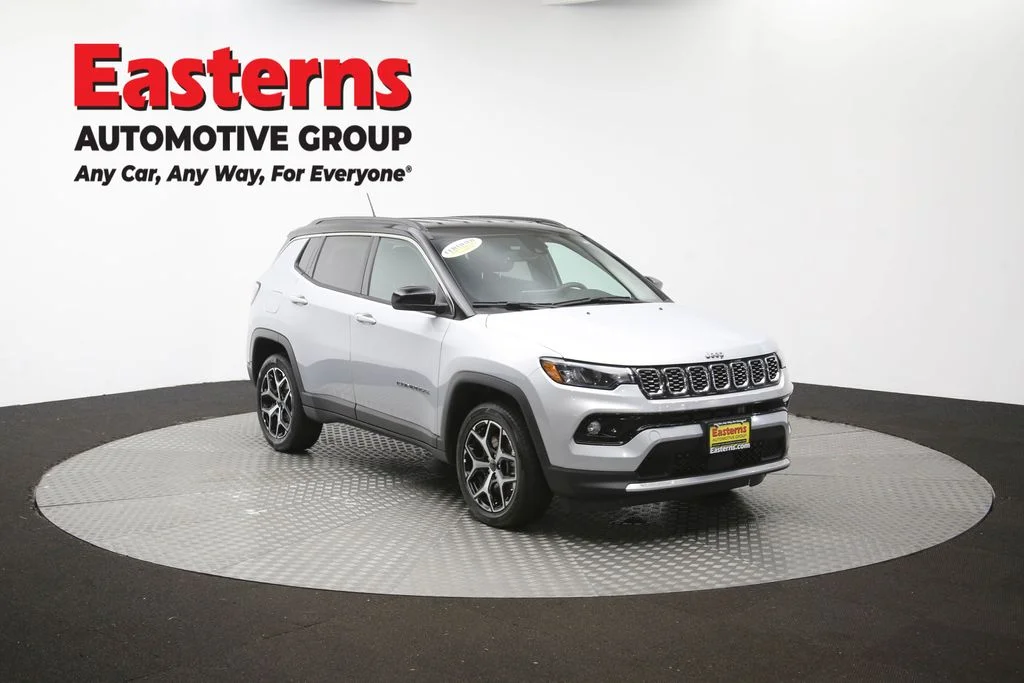 Used 2025 Silver Jeep Limited image 49