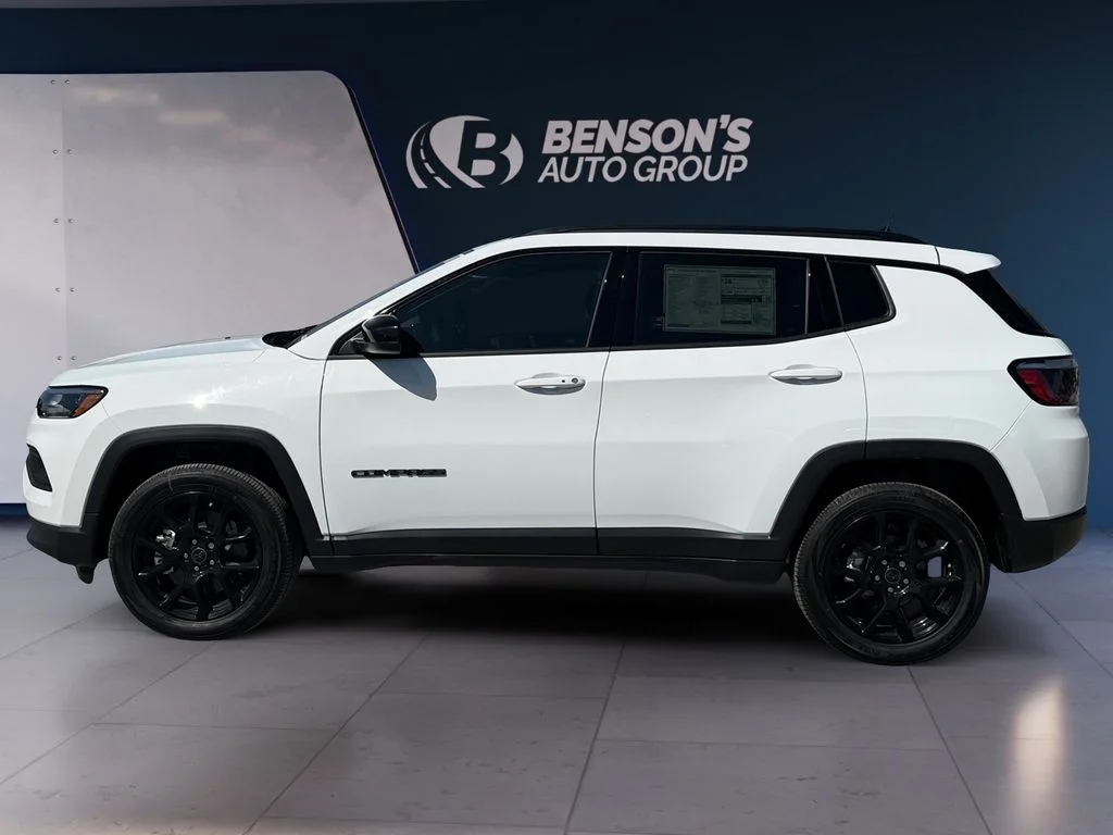 New 2026 White Jeep Latitude image 2