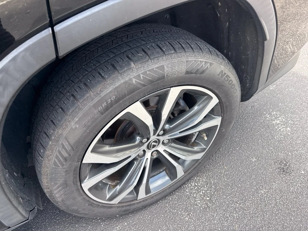 Used 2021 Black Lexus 350 image 16