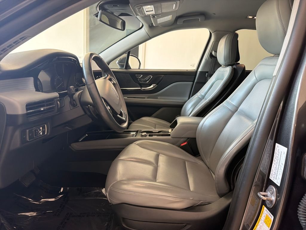 Used 2020 Gray Lincoln Standard image 14