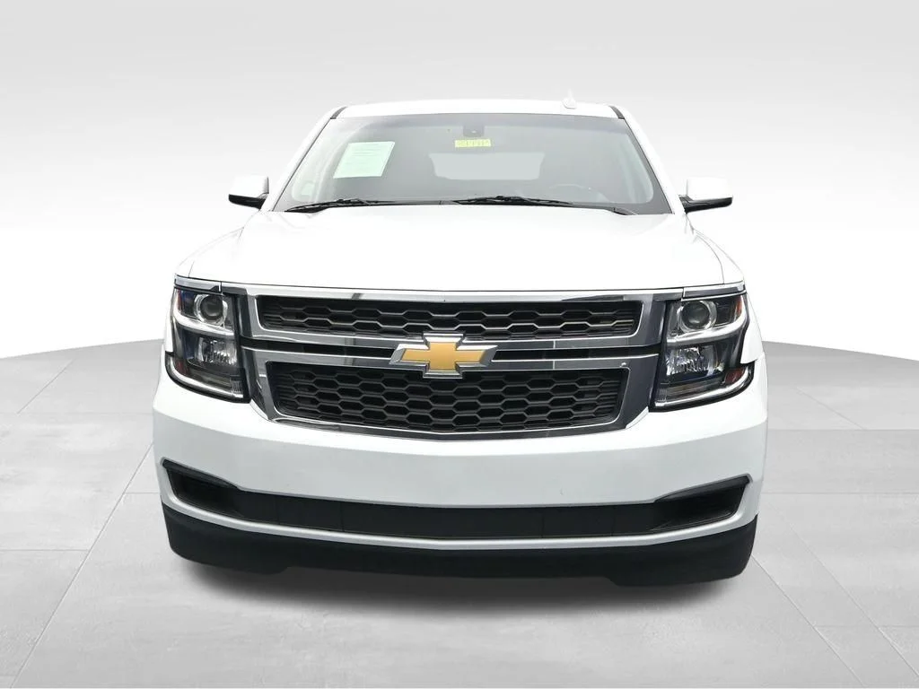 Used 2020 White Chevrolet LS image 8