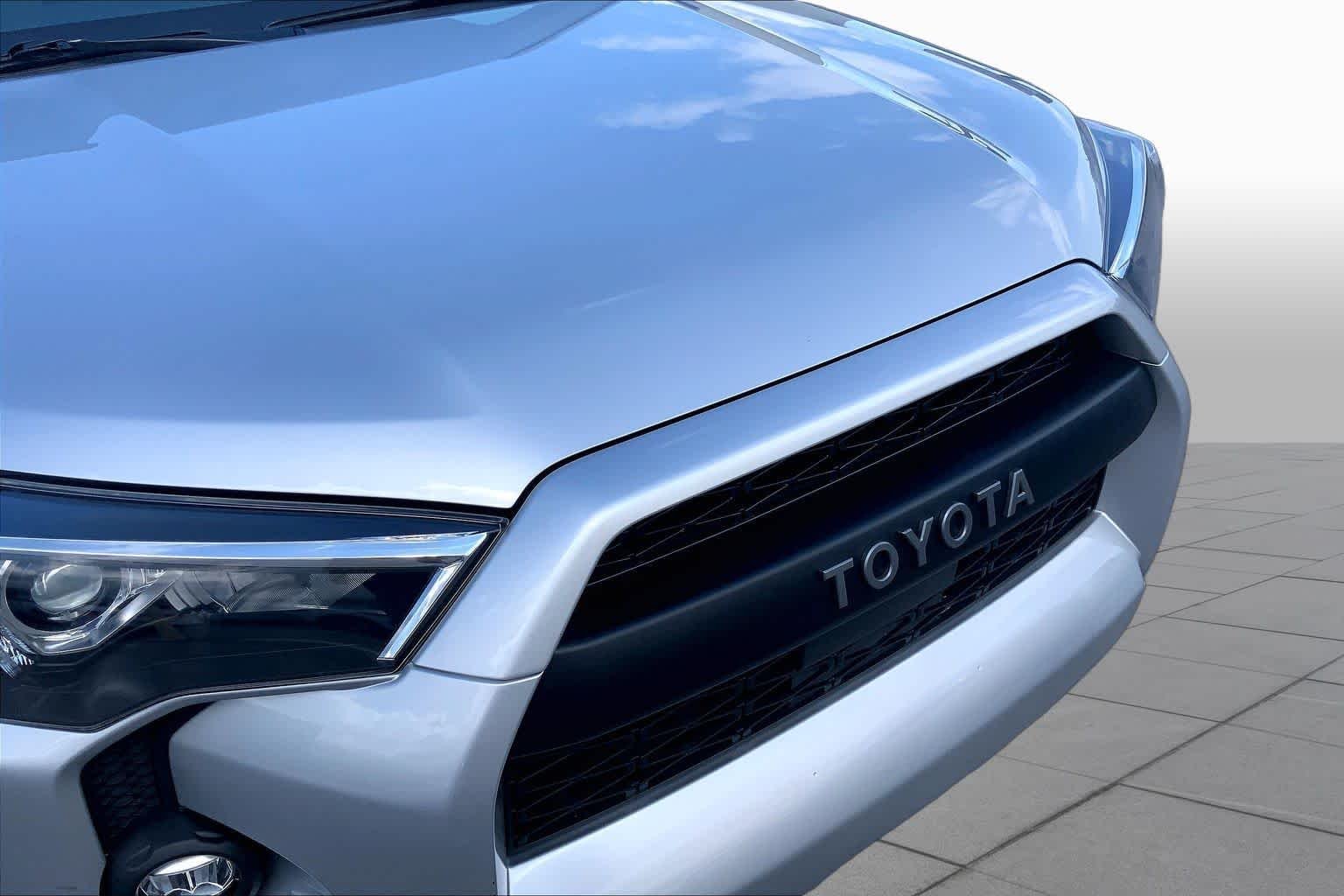 Certified Used 2023 Classic Silver Metallic Toyota SR5 Premium image 30