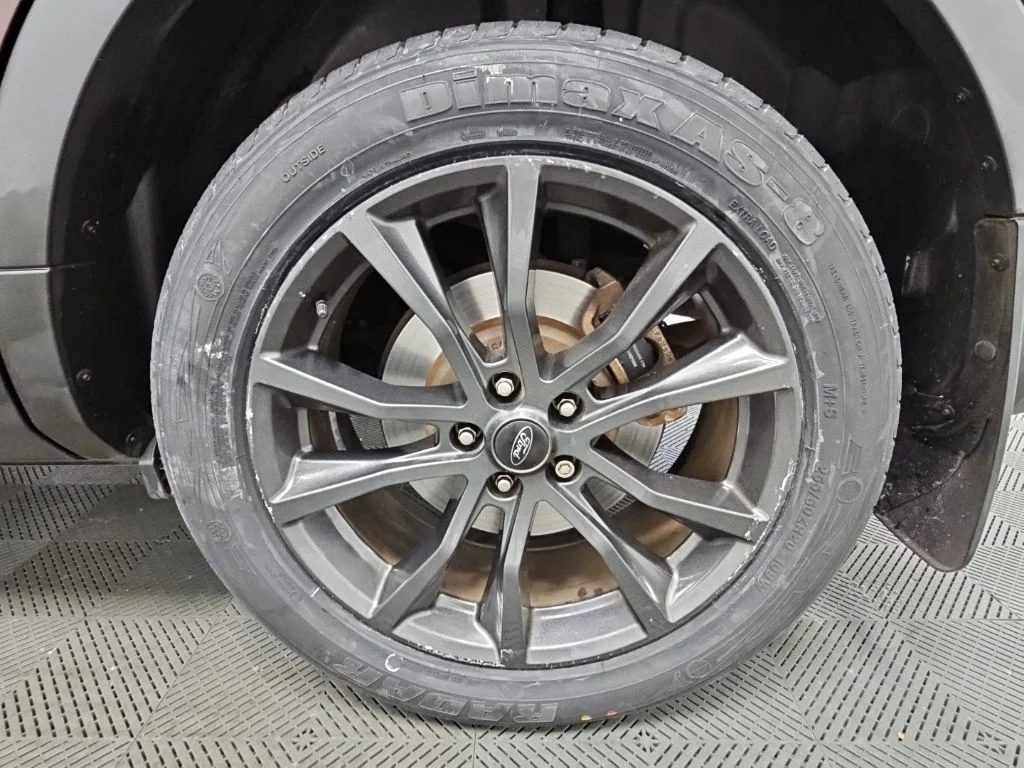 Used 2018 Red Ford XLT image 45