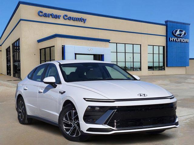 2026 Hyundai Sonata Blue's photo