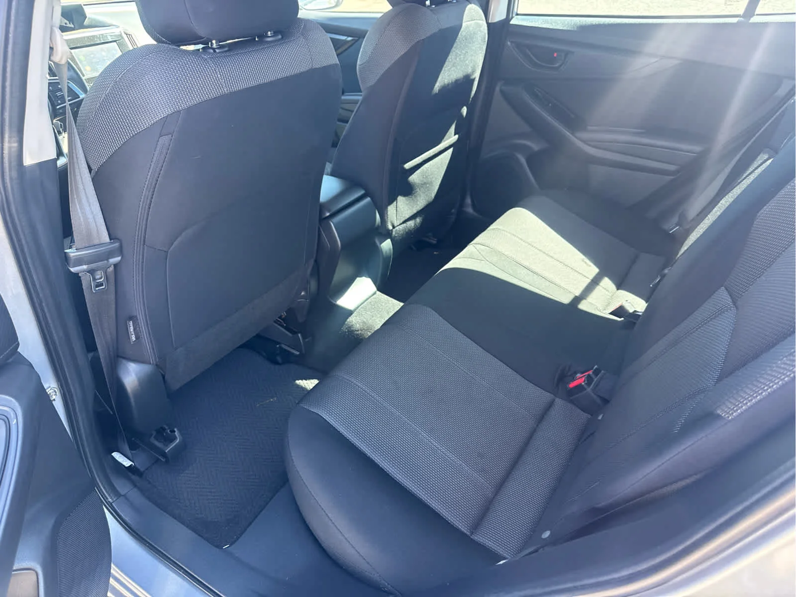 Used 2021 Ice Silver Metallic Subaru Premium image 10