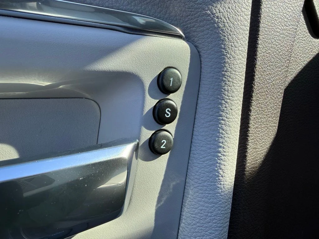 2026 RAM 3500 Laramie - Photo 13