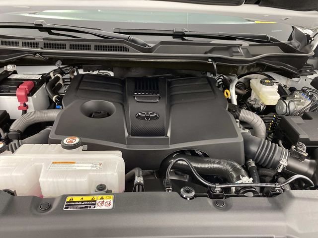 Used 2026 White Toyota SR5 image 32