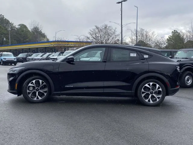 New 2026 Black Ford Select image 6
