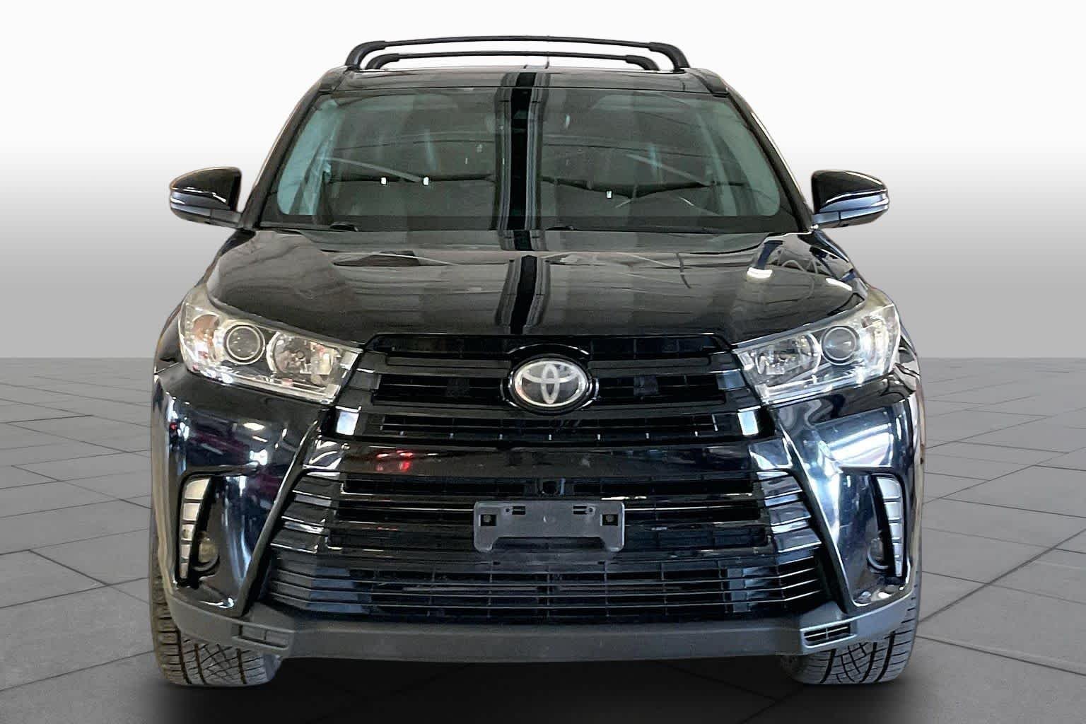 2017 Toyota Highlander 3