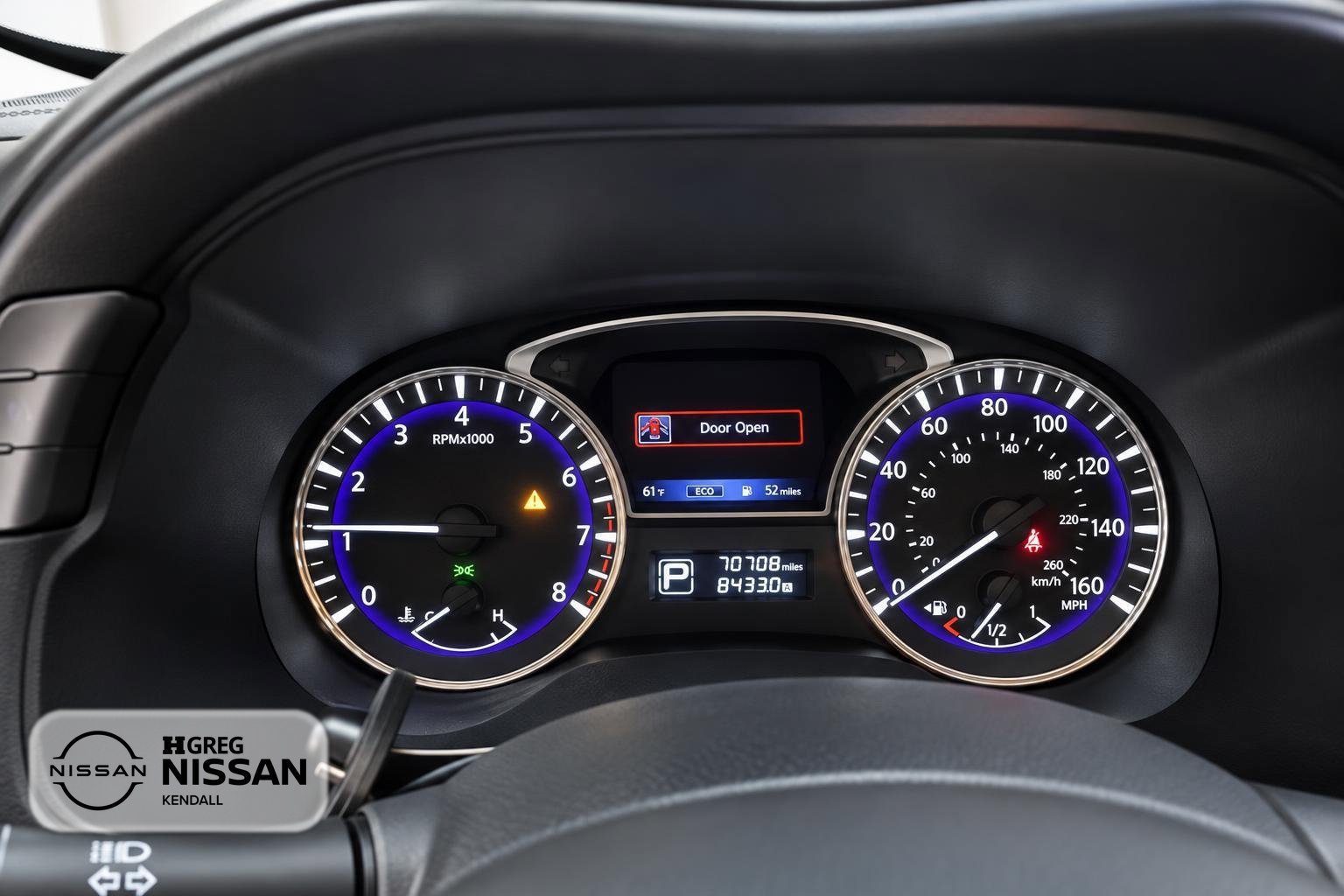 Used 2020 White INFINITI LUXE image 9