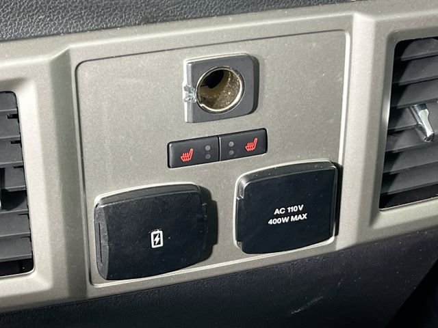 Used 2020 White Ford Lariat image 27