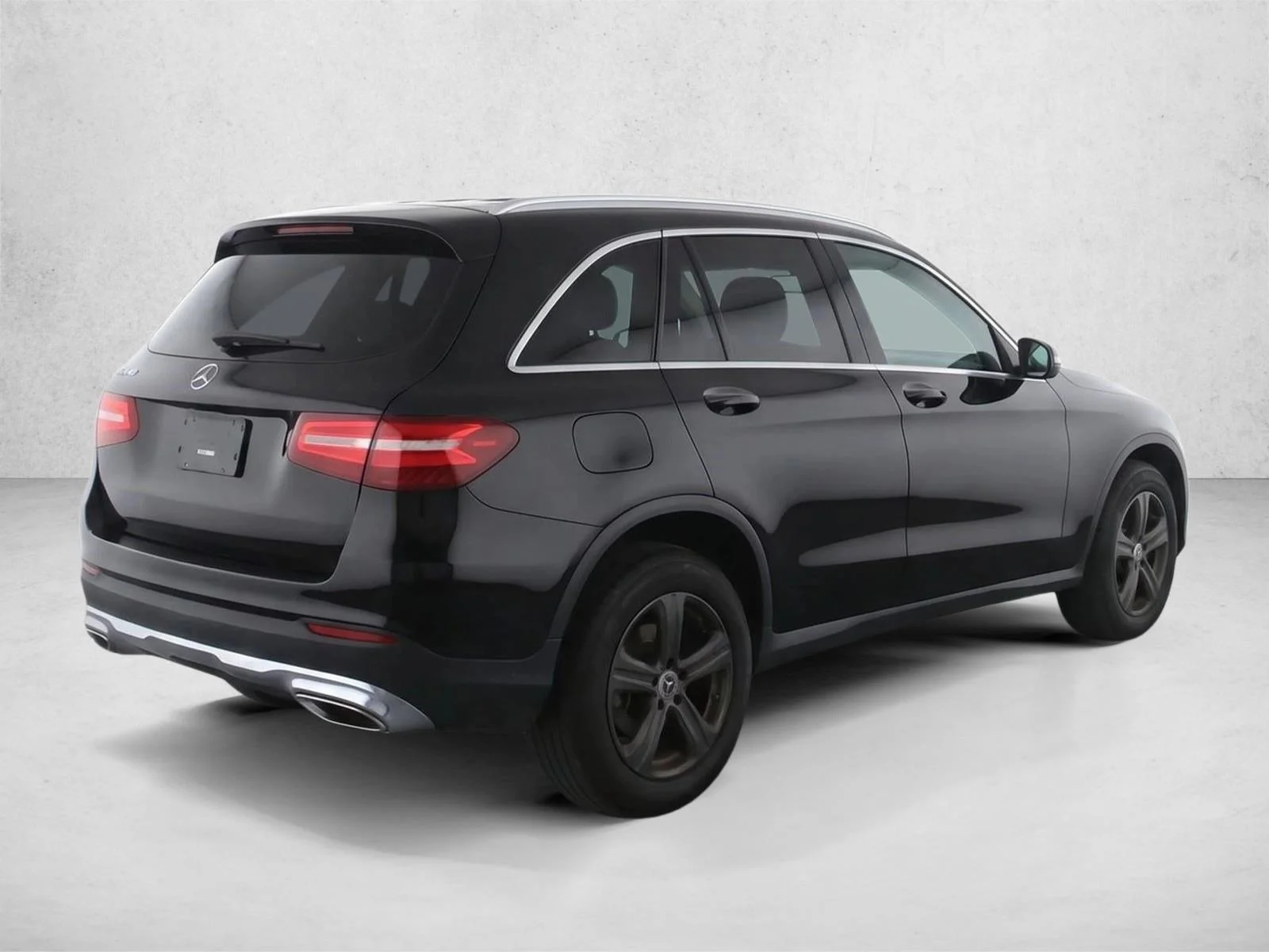 Used 2017 Black Mercedes-Benz GLC 300 image 7