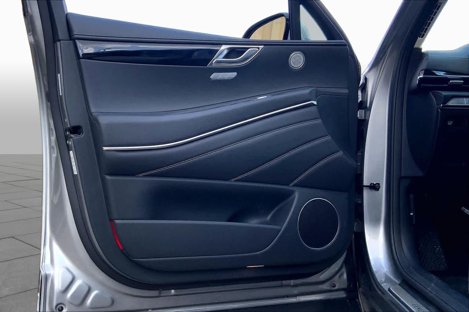 Used 2026 Savile Silver Genesis 2.5T image 21