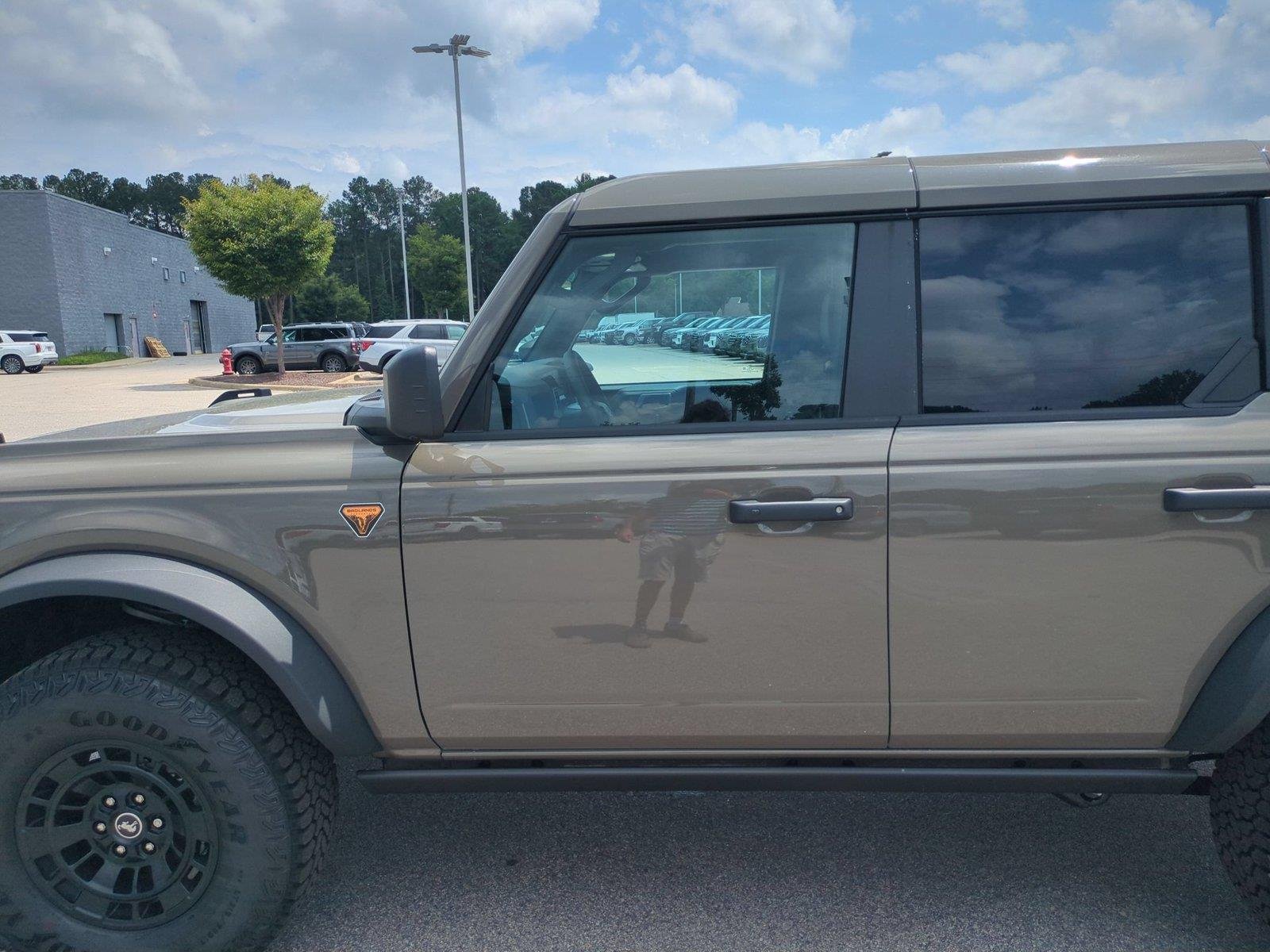 New 2026 Marsh Gray Ford Badlands® image 15