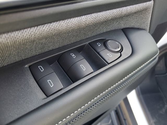 2026 GMC Sierra EV Elevation - Photo 9