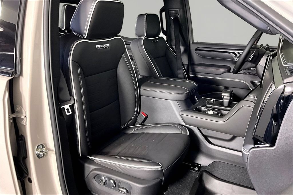 2026 GMC Sierra 1500 AT4X - Photo 12