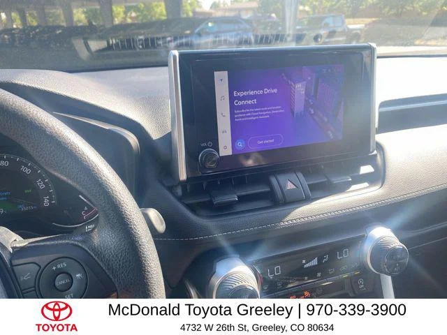 Certified Used 2025  Toyota XLE image 43