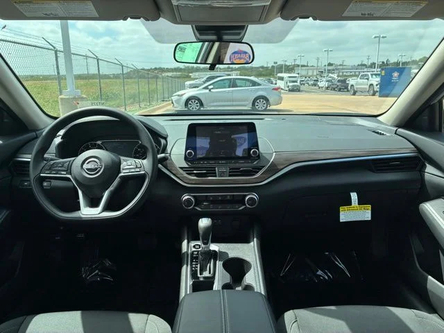 New 2026 Brilliant Silver Metallic Nissan 2.5 SV image 9