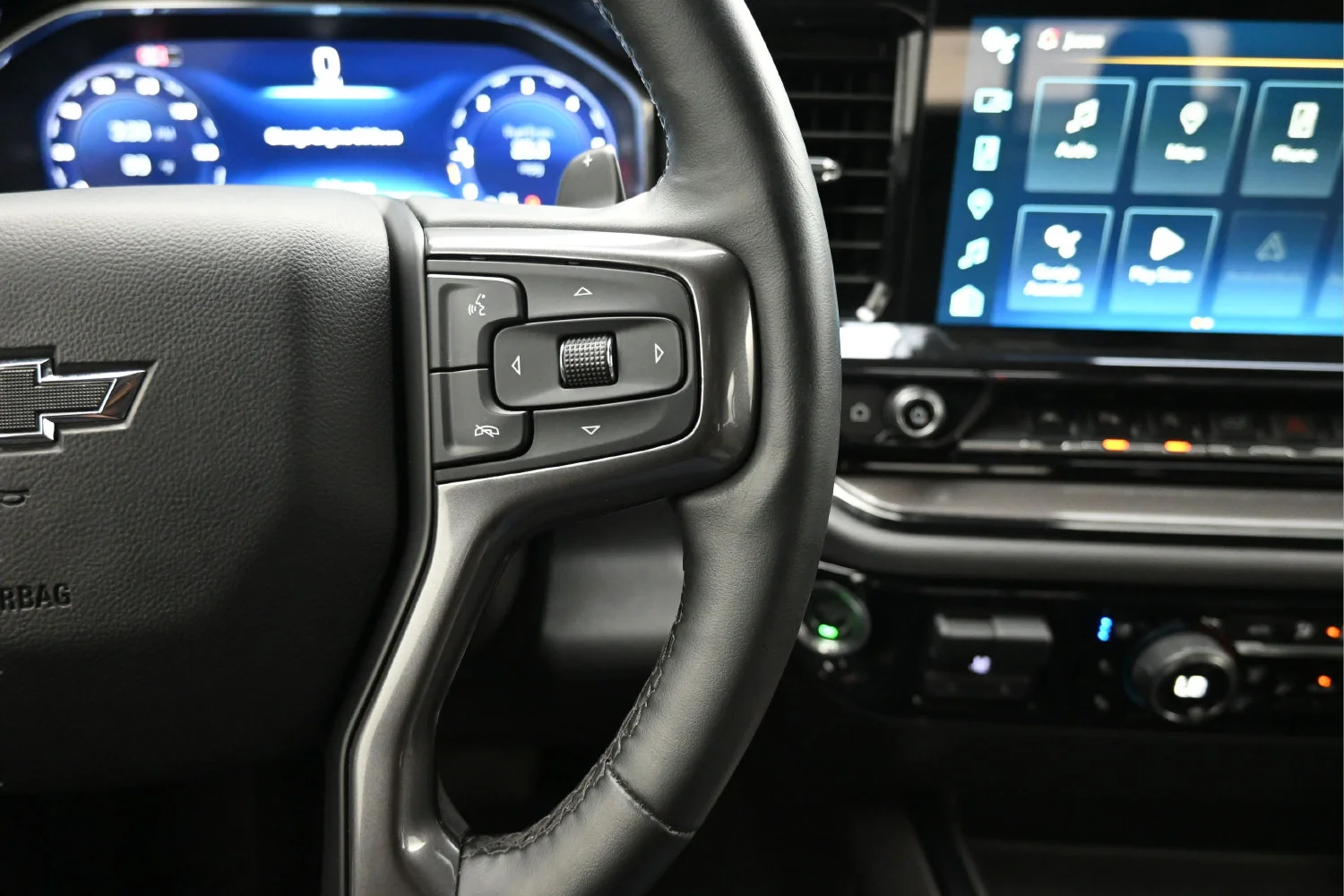 Used 2024 Summit White Chevrolet ZR2 image 20