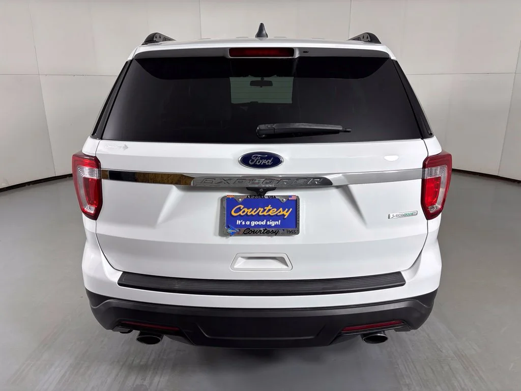 Used 2018 White Ford Base image 7