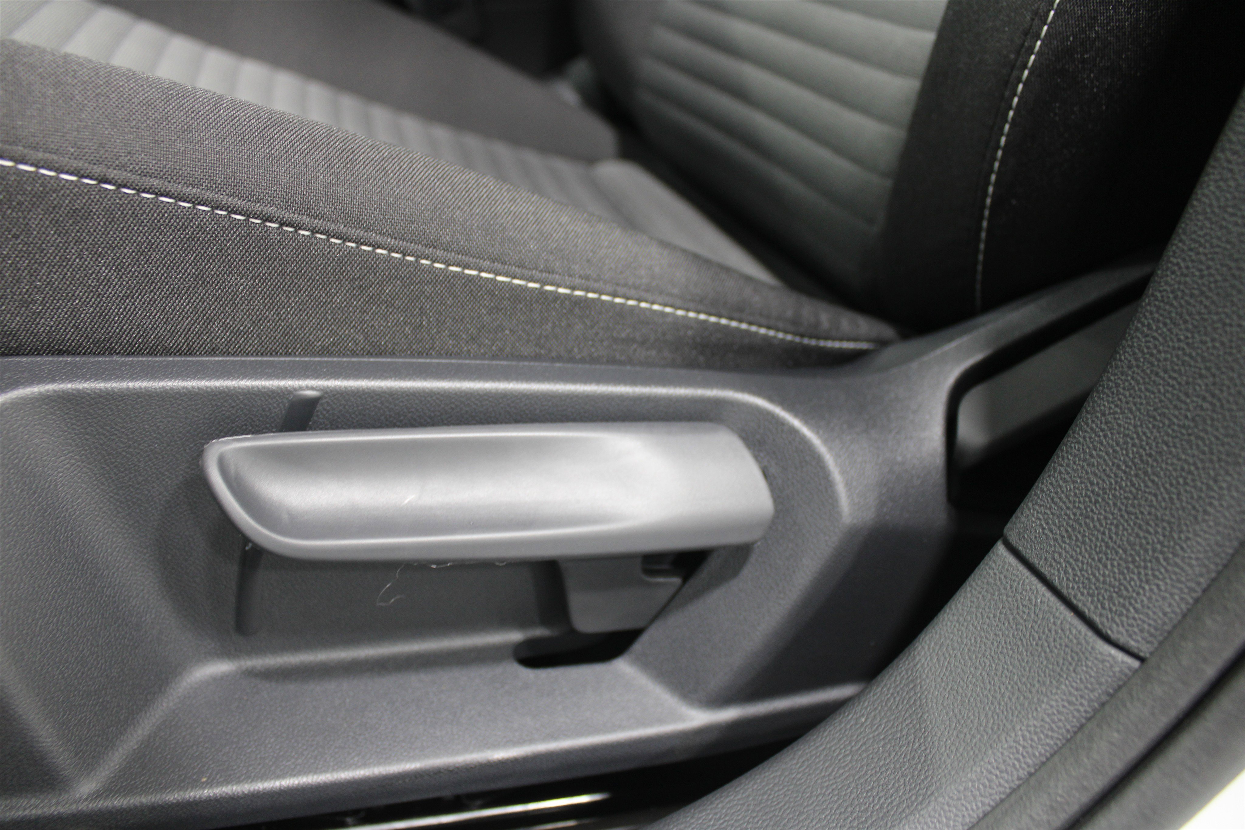 2026 Volkswagen Jetta S photo 2