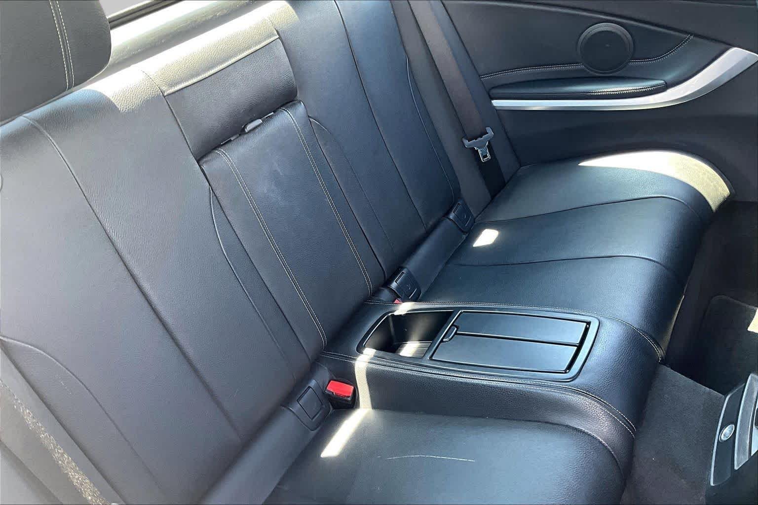 Used 2018 GLACIER SILVER METALLIC BMW 430i xDrive image 16