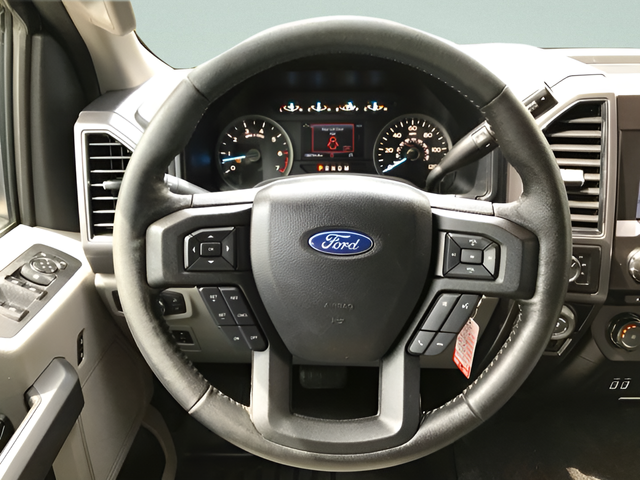 Used 2018  Ford XLT image 17