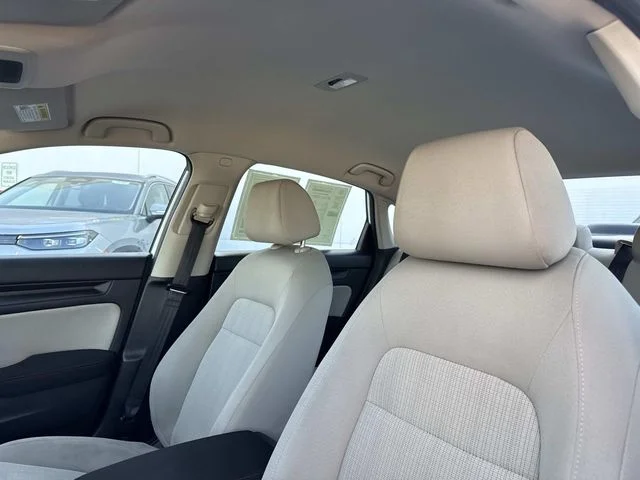 Used 2023 White Honda LX image 15