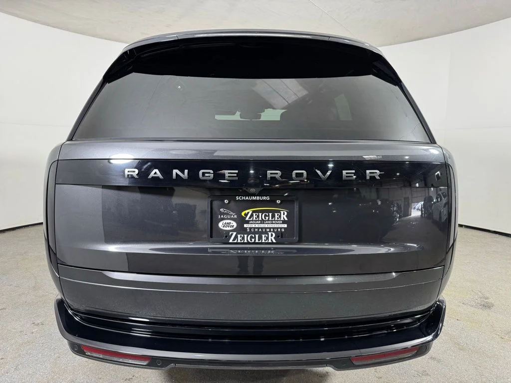 Used 2024 Carpathian Gray Premium Metallic Land Rover Autobiography image 7