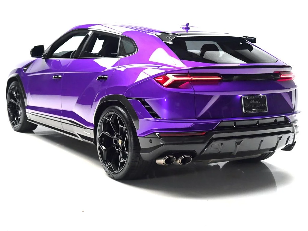 Certified Used 2024 Viola Pasifae Metallic Lamborghini Performante image 4