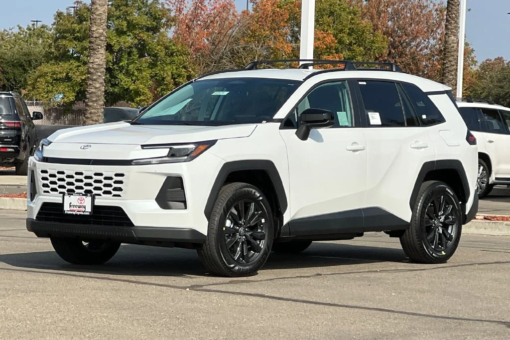 New 2026  Toyota XLE Premium image 8
