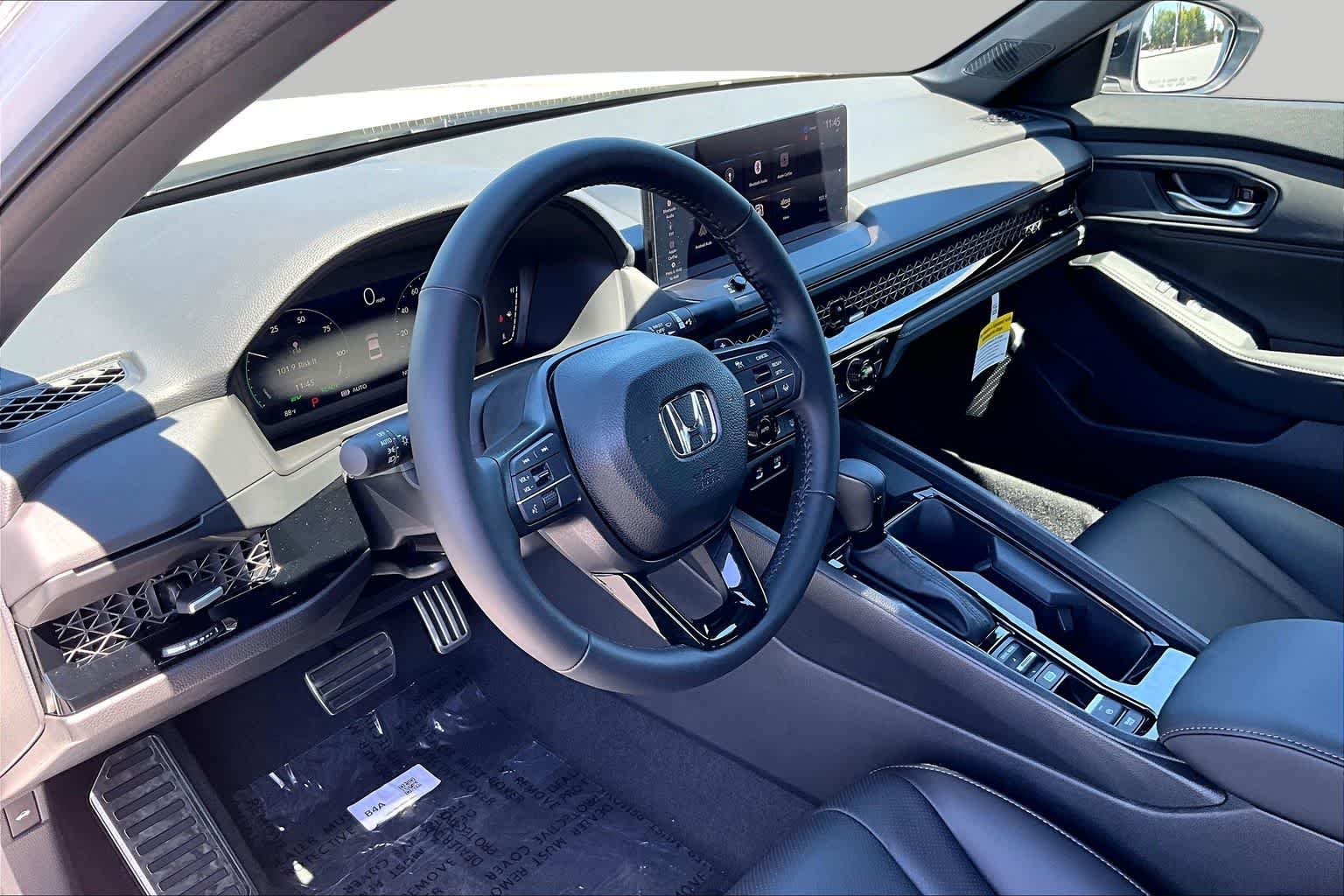 New 2026 Platinum White Pearl Honda Sport-L image 8