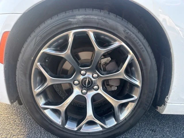 Used 2018 White Chrysler S image 12