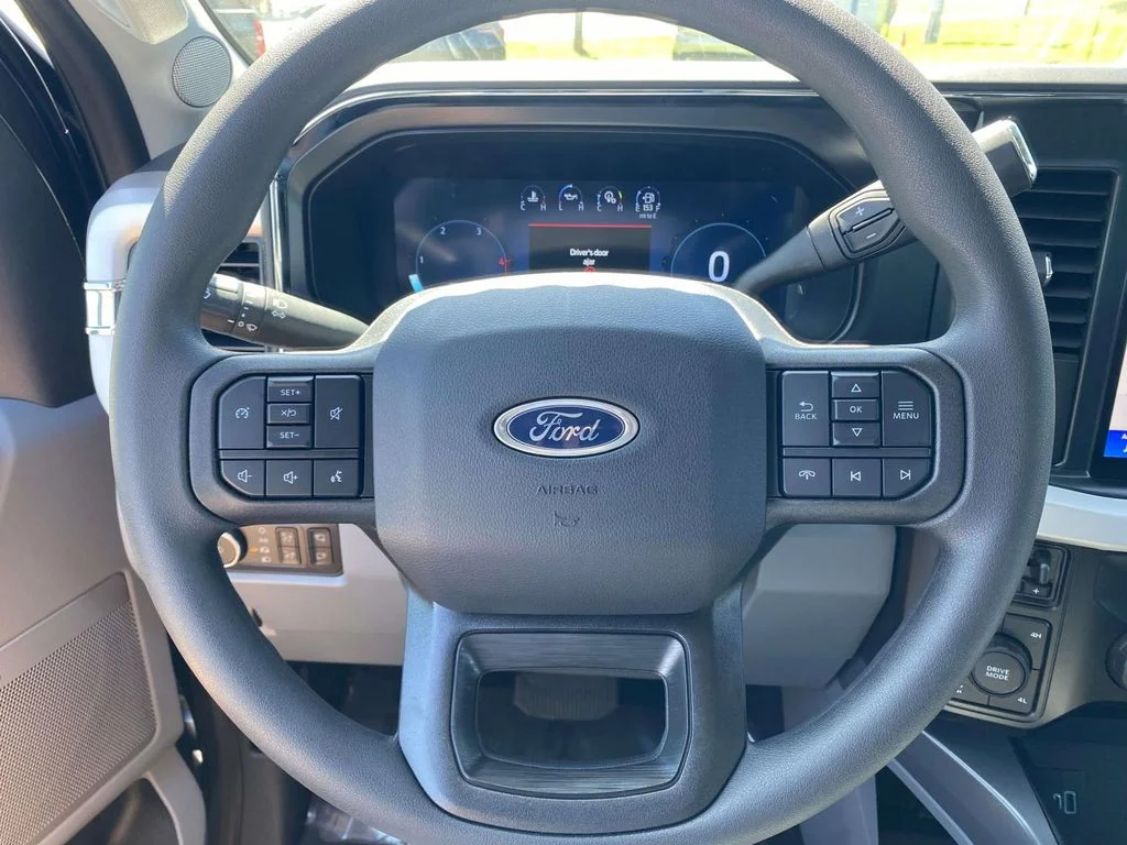 New 2026 Carbonized Gray Metallic Ford F-350® XLT image 20